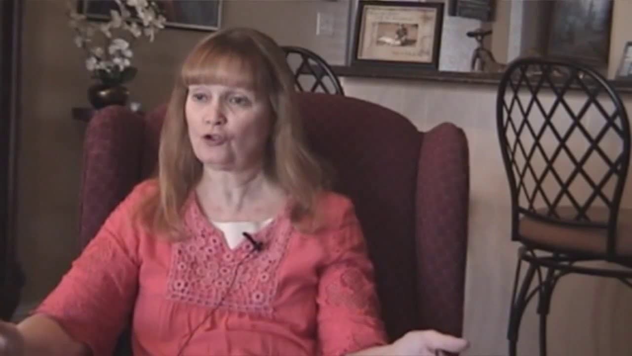 Denise Shmidt discussing her Friendswood foundation repair