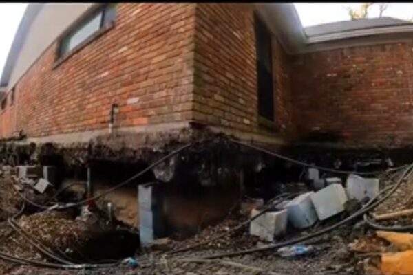 home lifted in houston tx